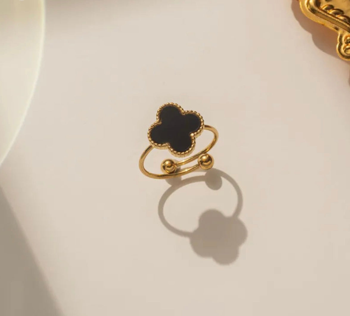 Adeline Clover Ring